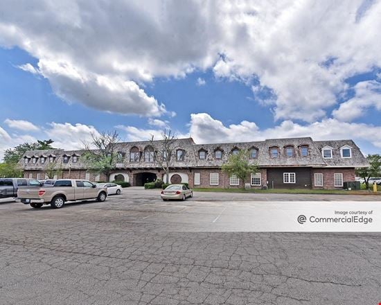 1600 Heritage Landing