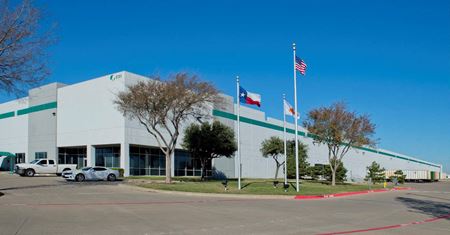 Commercial space for Rent at 5151 Samuell Blvd in Mesquite