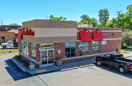 Commercial space for Rent at 2635 Orchard Lake Road in Sylvan Lake