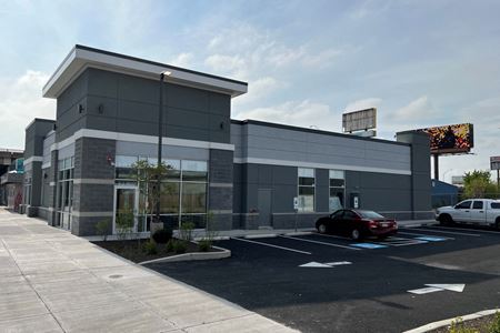1,234 SF | 40 E Oregon Ave | New Retail Space in South Philly - Philadelphia