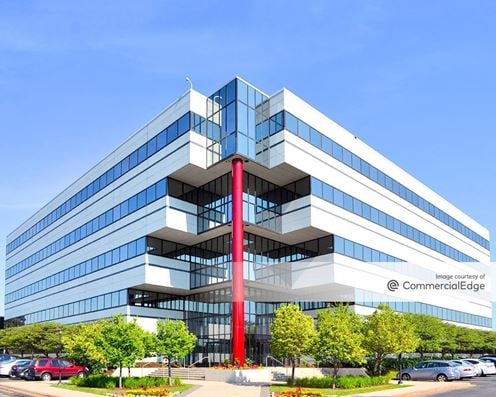 Broadway Corporate Center - Broadway Place East