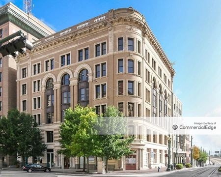 Office space for Rent at 917 Franklin St in Houston