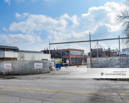 Industrial space for Rent at 900 West Main Street in Kent