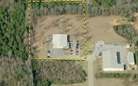 Industrial space for Rent at 335 Jeanett  Barrett Boulevard in Wetumpka