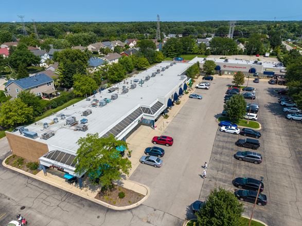 Brentwood Square Shopping Center