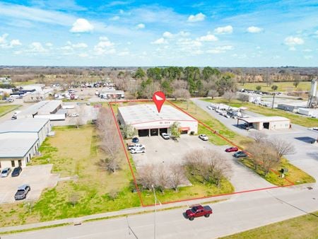 Industrial space for Rent at 900 W Pont Des Mouton Rd in Lafayette