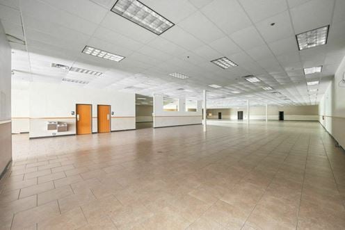 Eastgate Plaza | 1430-1524 Northwest Hwy, Garland, TX