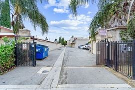935 W. Bishop Street