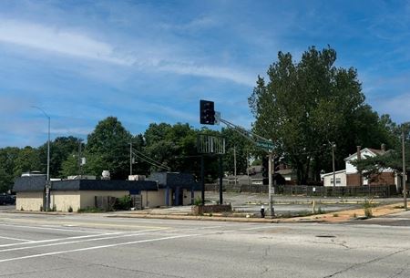 Photo of commercial space at 1115 Hampton Ave in Saint Louis