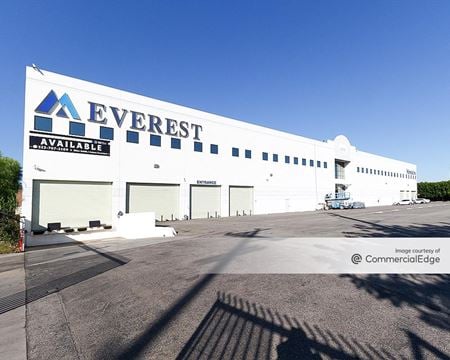 Industrial space for Rent at 655-657 S. Santa Fe Ave. in Los Angeles