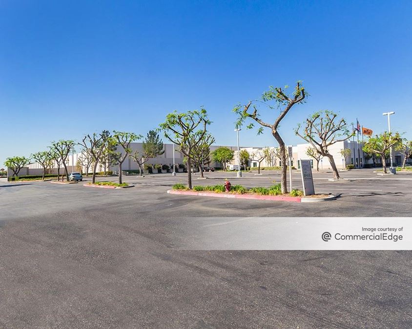 Commerce Center @ Buena Park - 6565 Knott Avenue - 6565 Knott Avenue