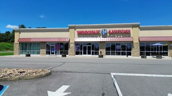 Food City Shopping Center End Cap