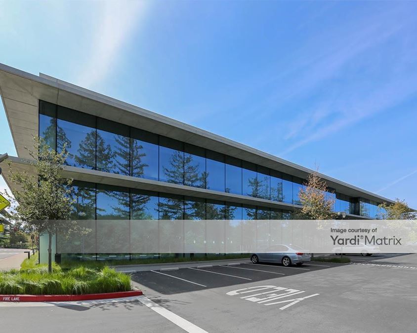 Apple Park - 10300-10400 North Tantau Avenue