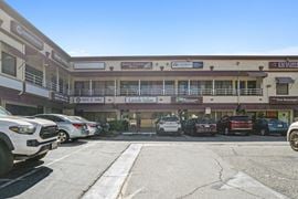 Santa Clarita Plaza