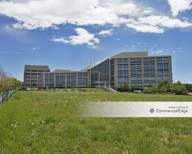 One Greenwood Plaza