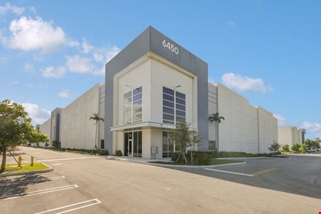 Industrial space for Rent at 6450 NW 97th Ave in Doral