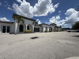 3321 Del Prado Blvd. S
