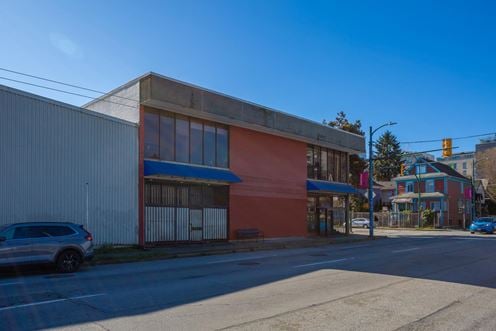 For Sale - 330 Heatley Avenue 