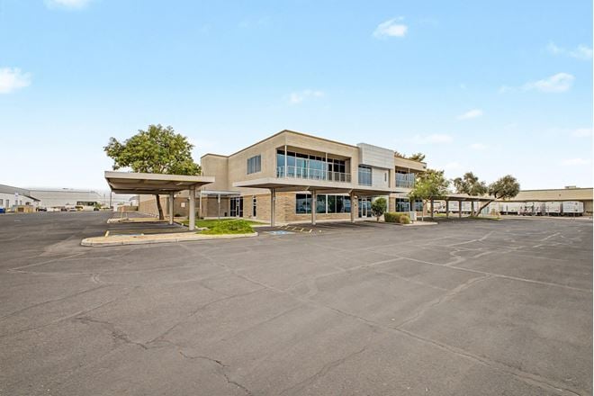 230 N 48th Ave