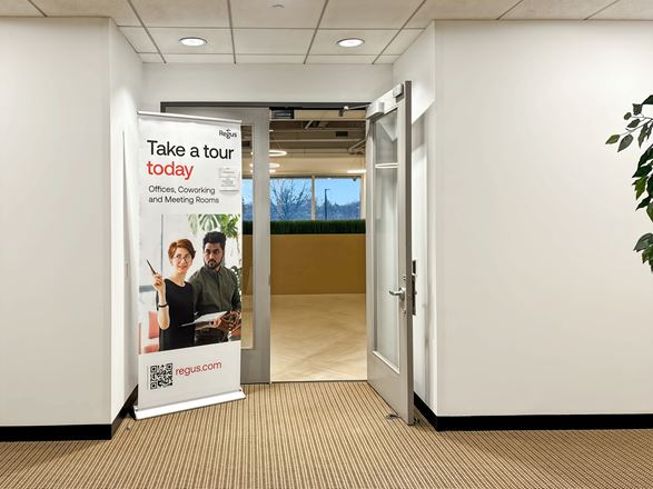 Regus - Schaumburg - McConnor Pkwy