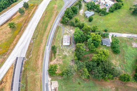 Industrial space for Sale at 1021 W Grove St in Kaufman