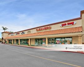 San Dimas Plaza