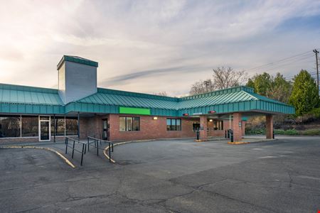 Retail space for Sale at 6 North Street in Houlton