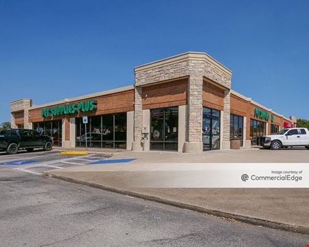 Photo of commercial space at 925 West Northwest Hwy in Garland