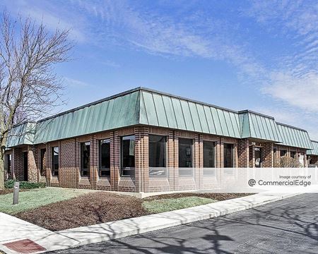 Photo of commercial space at 3030 Finley Road in Downers Grove