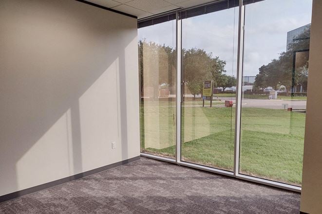 Workstyle Flexible Spaces - 11011 Richmond Ave