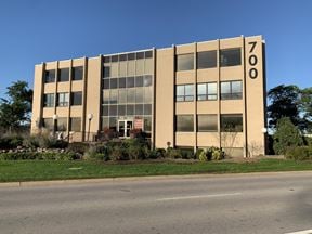 700 Nicholas Blvd, Elk Grove Village, IL
