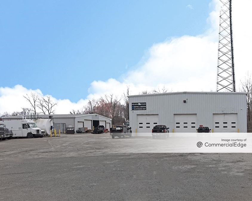 7555 Fields Ertel Road, Cincinnati, OH Industrial Building