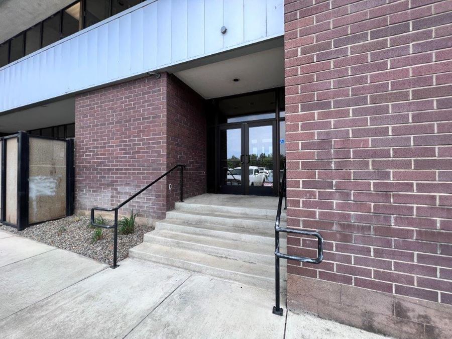 150 Cypress Avenue, Redding, CA Office Building