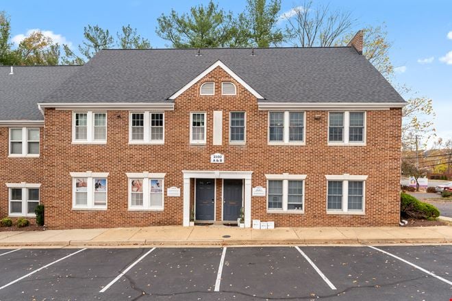 MOVE IN READY DAY SPA / MEDICAL OFFICE/ MASSAGE THERAPY SPACE FOR LEASE IN TYSONS CORNER