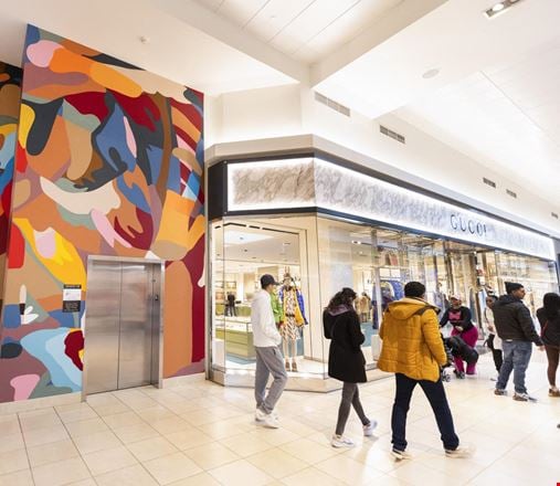 Fashion Outlets of Chicago