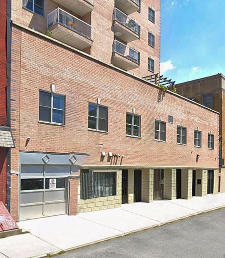 Retail space for Rent at 149 Maujer Street in Brooklyln