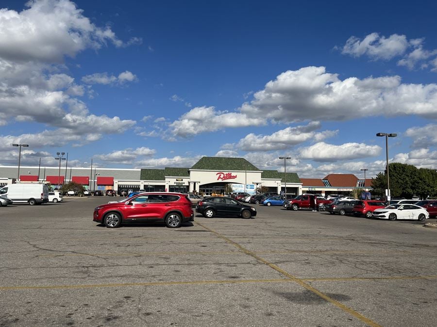TALLGRASS SHOPPING CENTER RETAIL SPACE FOR LEASE