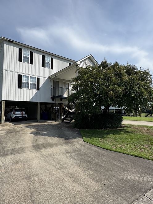 2125 Sanibelle Lane