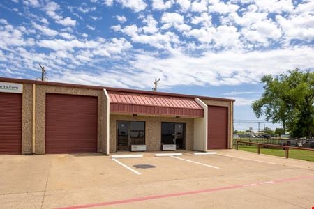 Industrial space for Rent at 2205 West Division Street in Arlington
