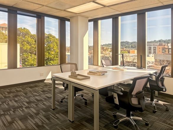 Regus - San Rafael - 4th Street