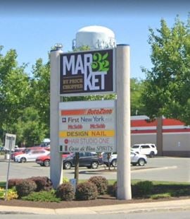 Market 32 Anchored Shopping Center