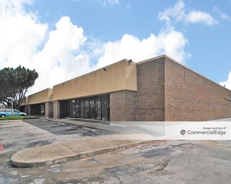 Office space for Rent at 4200 Spring Valley Road in Farmers Branch