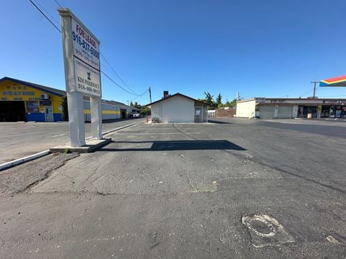 5026 Fruitridge Rd