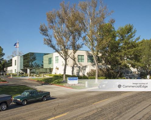 Goldentop Corporate Center