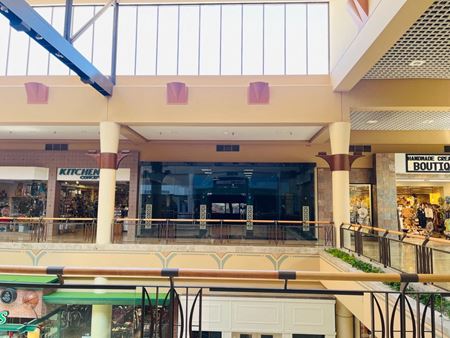 H36      Space Photo Gallery 3