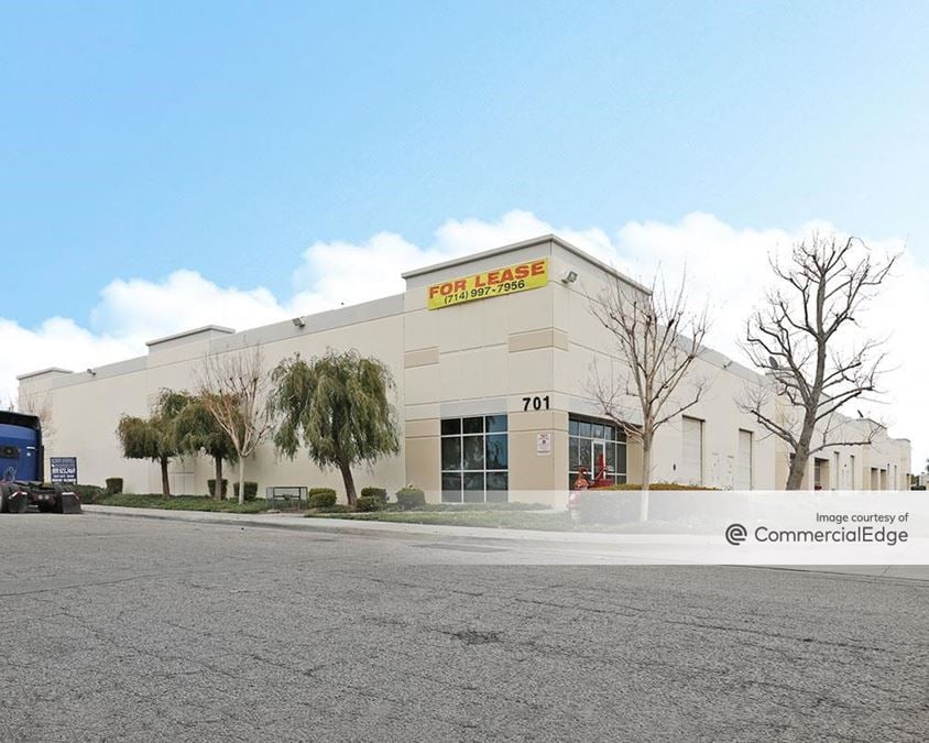 Airport Business Park - 701 & 703 South Gifford Avenue