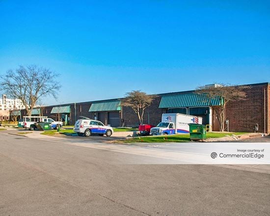 1401-1425 & 2800-2818 Centre Circle & 1400-1436 Brook Drive