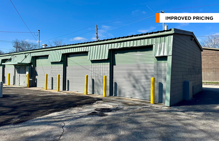 Retail space for Rent at 320 West Alexis Road in Toledo