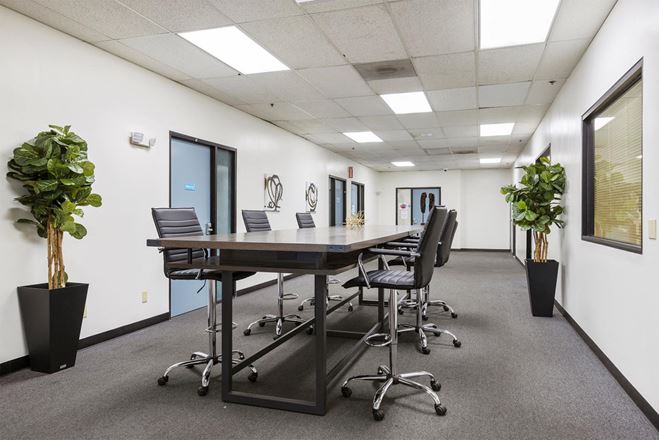 ReadySpaces Northridge