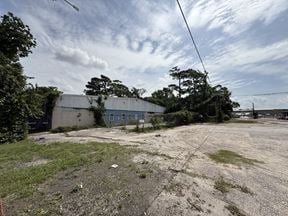 Immediate Occupancy Opportunity in High Visibility Corner of Hwy 146 and Baytown's Historic West End
